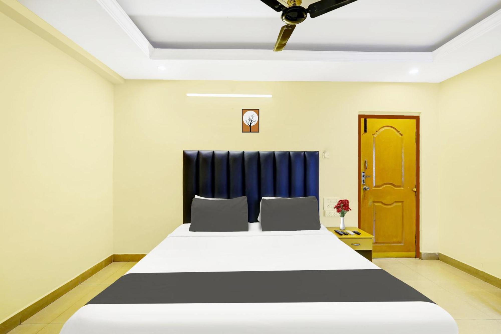 Super Hotel O Padmavathi Puram Near Railway Station Tirupati Extérieur photo